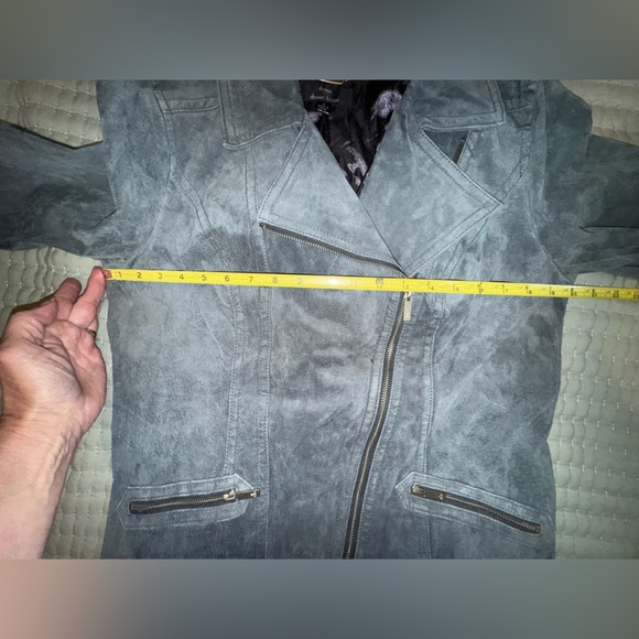 Dennis Basso Women's Gray Lined Full Zip Suede Leather Jacket Size small. VGUC - Picture 6 of 11